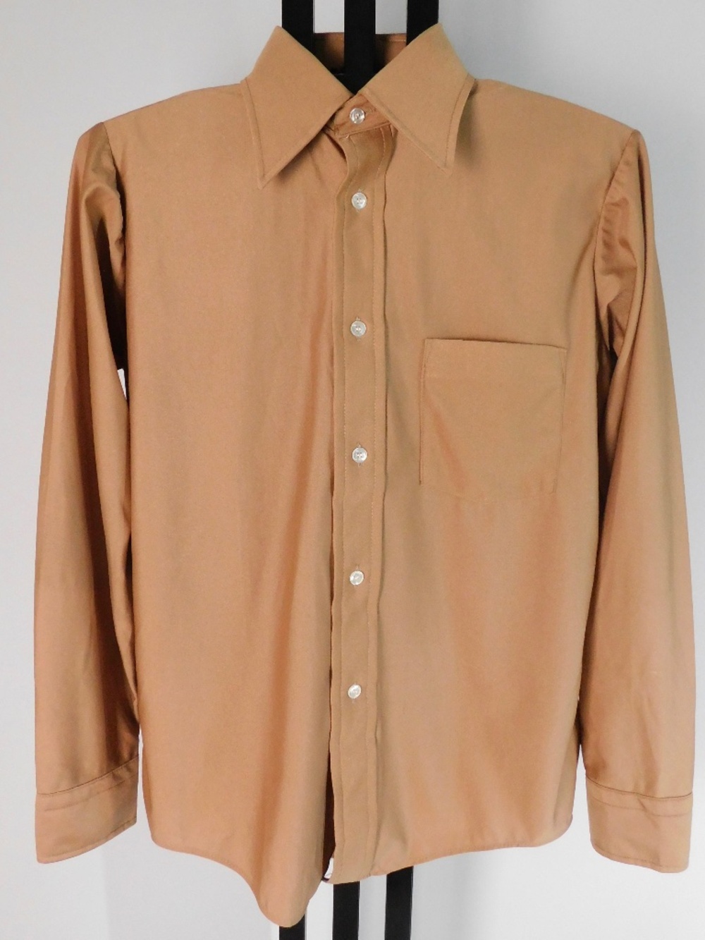 Vintage Qiana by DuPont Men's Shirt Medium Tan Nylon Dagger Collar Long Sleeve